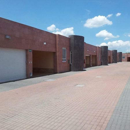 Motel Paraiso Suites Керетаро Экстерьер фото